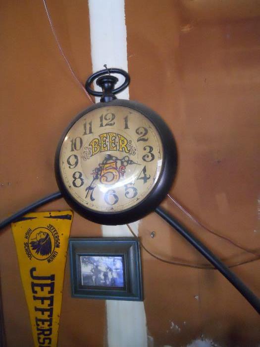 Bar Item - Vintage Beer Clock "Beer Time" "5Cents"