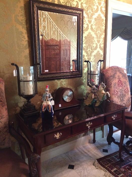 Queen Anne desk, mirror, and other decorative items