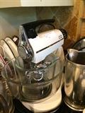         Sunbeam mixer with 2 bowls