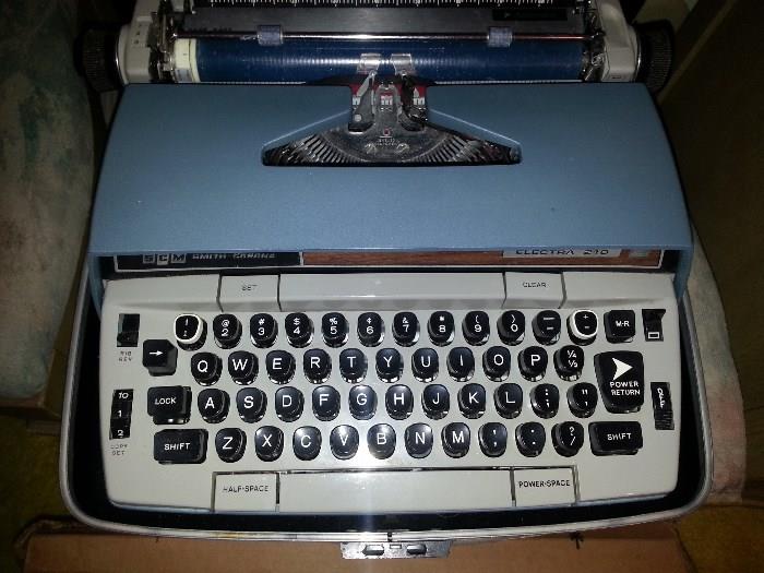Typerwriter $25