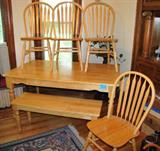 lovely dining/kitchen table (oak) 4 chairs & bench