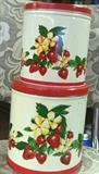VINTAGE CANISTER SET
