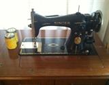 ELECTRIC SINGER SEWING MACHINE