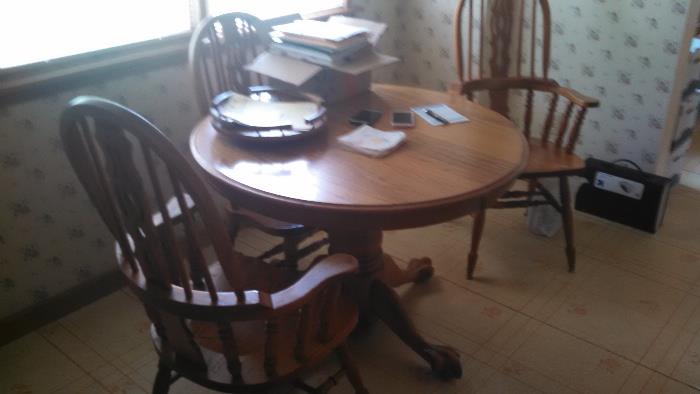 Oak Table & Chairs