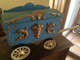 Minature Circus Wagon