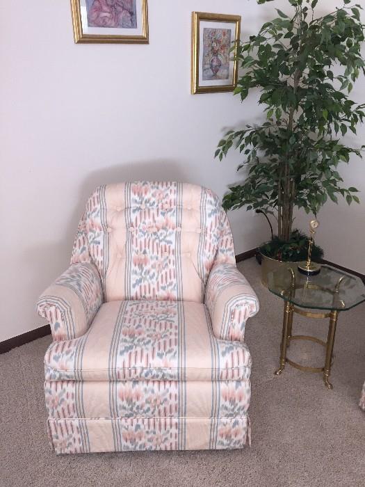 2 CHAIRS