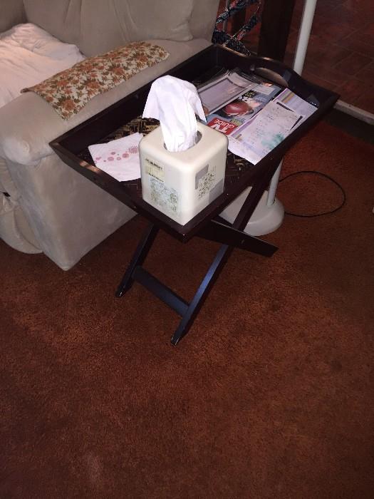 TV TABLE