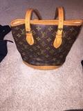 AUTHENTIC LOUIS VUITTON PETIT BUCKET (GOOD CONDITION)