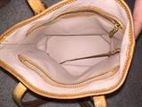 AUTHENTIC LOUIS VUITTON PETIT BUCKET (GOOD CONDITION)