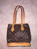 AUTHENTIC LOUIS VUITTON PETIT BUCKET (GOOD CONDITION)