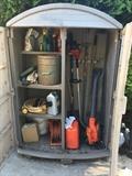 OUTDOOR PLASTIC SHED AND LOTS OF GARDENING TOOLS