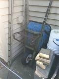 WHEELBARROW