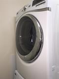 WHIRLPOOL SIDE LOAD WASHER AND DRYER JUST LIKE NEW ( GREAT CONDITION ) 