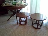 Retro table and 2 end tables