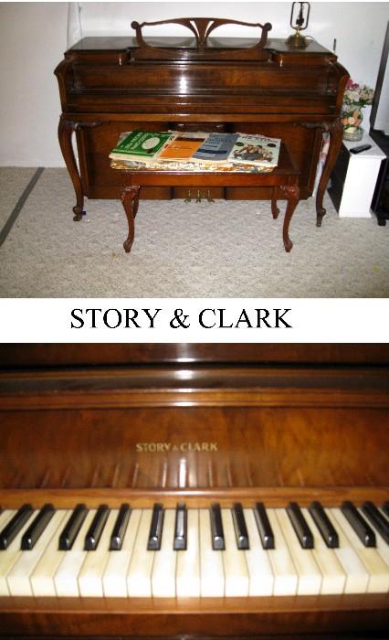 STORY & CLARK QUEEN ANNE LEGGED PIANO AND BENCH