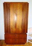 Mid Century Modern Walnut Hutch for King Size Bedroom Set