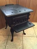 Love this old stove 