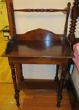 Beautiful Antique Circa 1850's Mahogany wash stand
