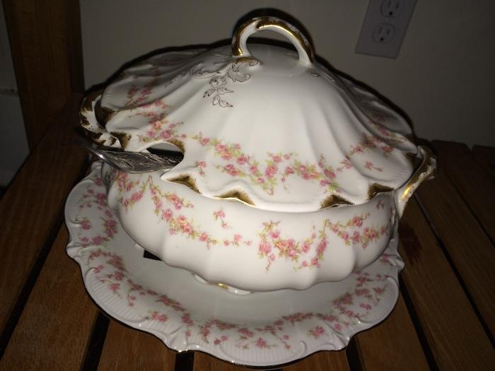 Schumann Arzberg Germany/ Golden Crown "Bridal Rose" Tureen with underplate