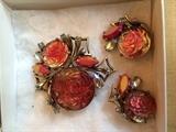 Vintage Schaperelli brooch and earrings (one earring missing a set)