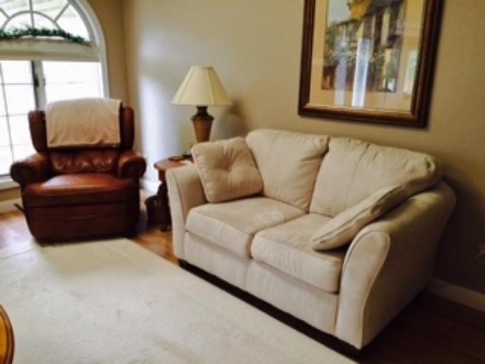 LOVE SEAT AND RECLINER