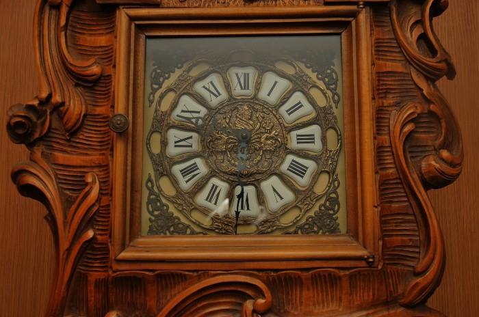 BLACK FOREST GRANDFATHER CLOCK DETAIL