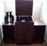 60s hi-fi stereo in cabinet with floor speakers (works)