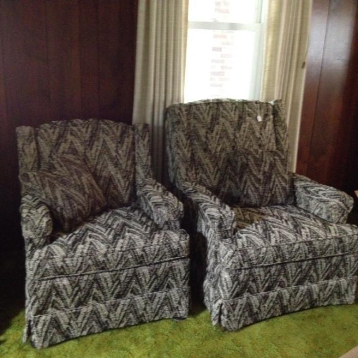 Ethan Allen Mr and Mrs Chairs - look like new