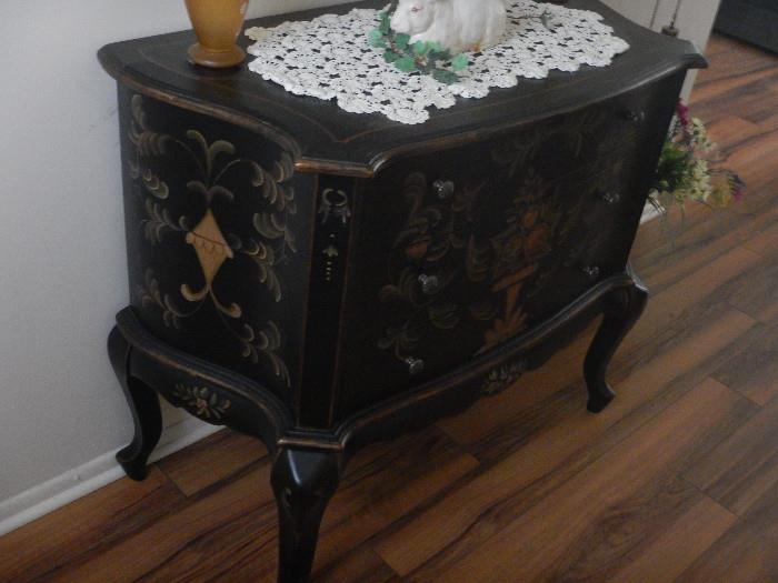 antique style dresser