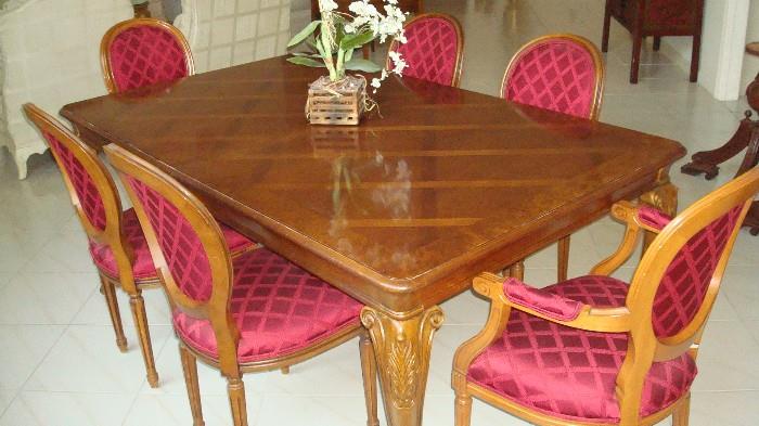 45 x 77 Ormulu- trimmed table with 6 gilded chairs