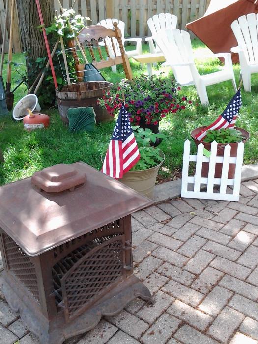 NOTE:  TONS MORE ITEMS NOT SHOWN IN PICS...MORE FURNITURE, MORE HOUSEHOLD ITEMS, BOOKS, CLOTHES, JEWELRY, PERSONAL ITEMS...JUST EVERYTHING U CAN IMAGINE!   PLUS MORE AMAZING YARD & GARDEN ITEMS!!! COME & SEE!!! 