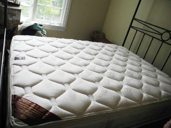 Nice queen size bed and like new mattress set