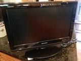 19" flat screen TV