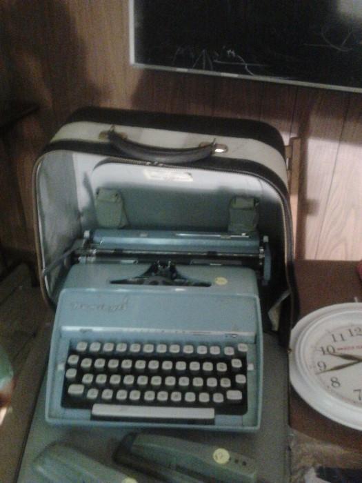 Typewriter 70s