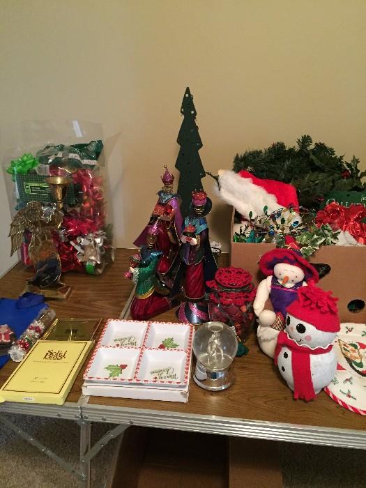 Christmas crafts and gift items, 