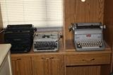 VINTAGE TYPEWRITERS