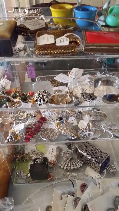 Sterling silver jewelry, vintage collectibles