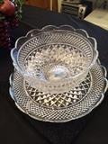        Punch bowl & matching platter