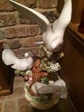         Statue of doves