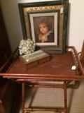         Bamboo tray table