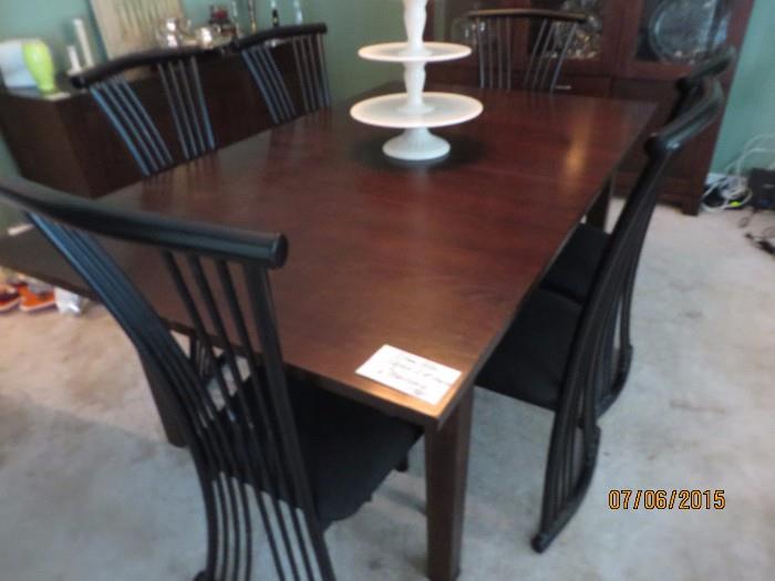 Ethan Allen Table and Chairs