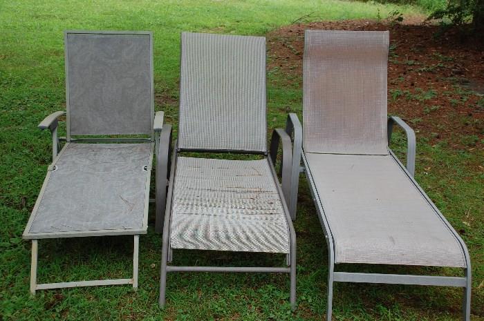 aluminum lounge chairs