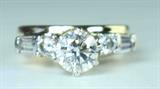 Diamond Ring 1.08 carat center stone