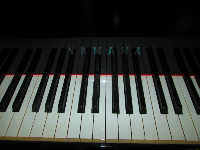 DETAIL OF YAMAHA BABY GRAND PIANO