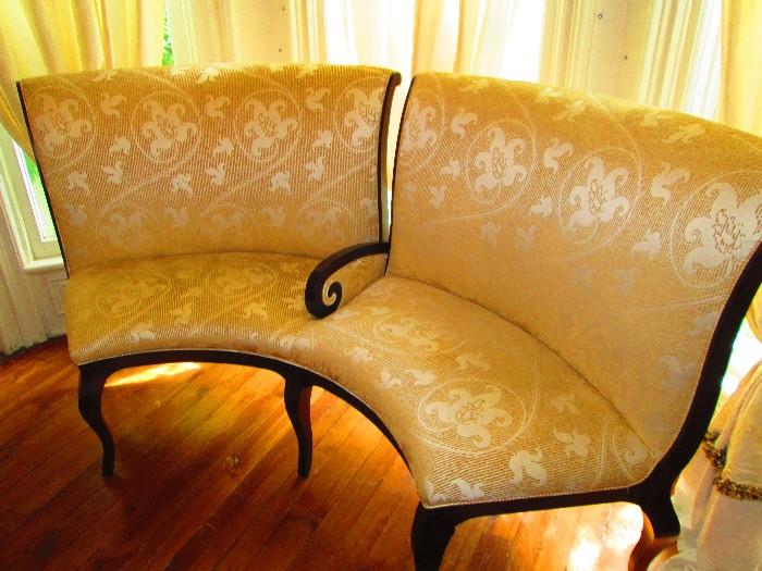 1 (ONE) OF A PAIR OF BANQUET SEATS IN BROCADE