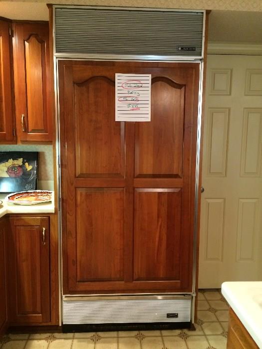 Sub Zero Refrigertor $895.00  also have a Sub Zero Freezer $895.00   all kitchen cabients are for sale---   these items are at a different location. oven , dishwasher, and more items for sale. call for more information and location of these items and the prices.