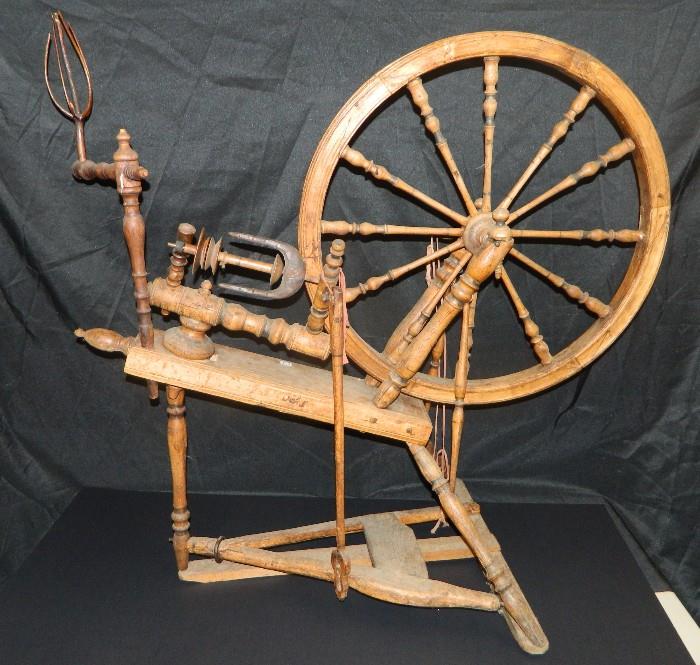 1700's  Spinning Wheel in Great shape for the age!