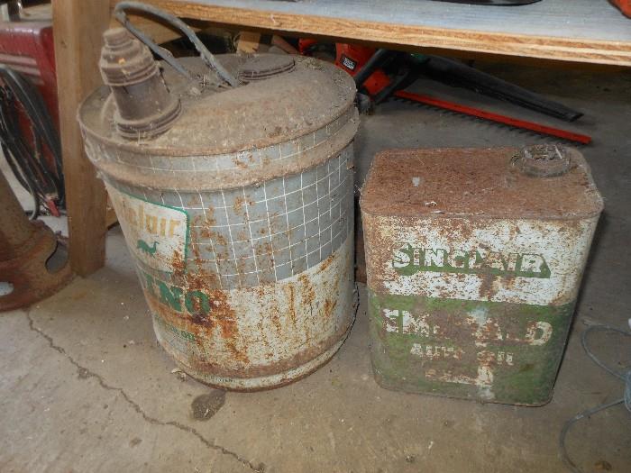 Sinclair oil company cans