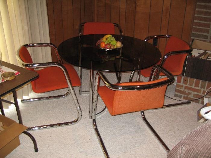 Kinetics Dining Table & Chairs