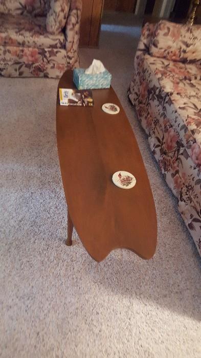 Surf board coffee table